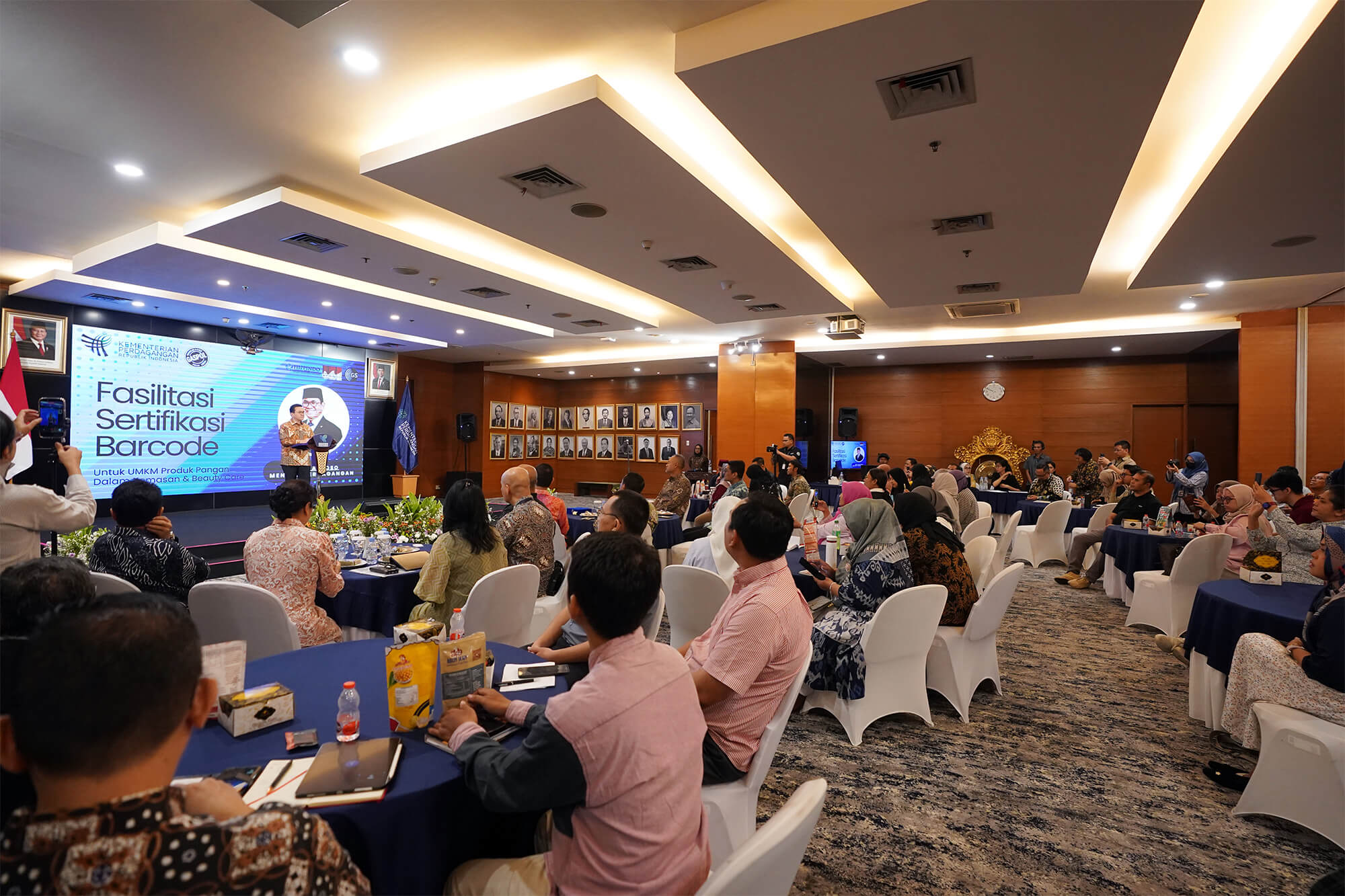 Mendag pada Kick Off Fasilitasi Sertifikasi Barcode untuk Produk Pangan dalam Kemasan dan Produk Kecantikan