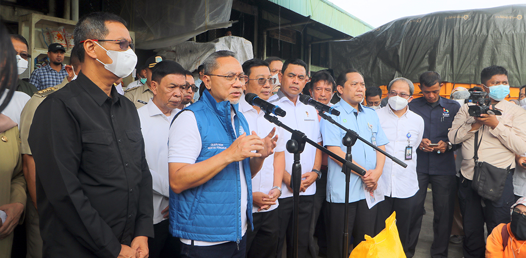 Menteri Perdagangan Didampingi Oleh Plt. Dirjen PDN Dalam Rangka ...